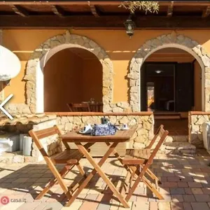 https://casa-torre-delle-stelle.in-sardinia.net